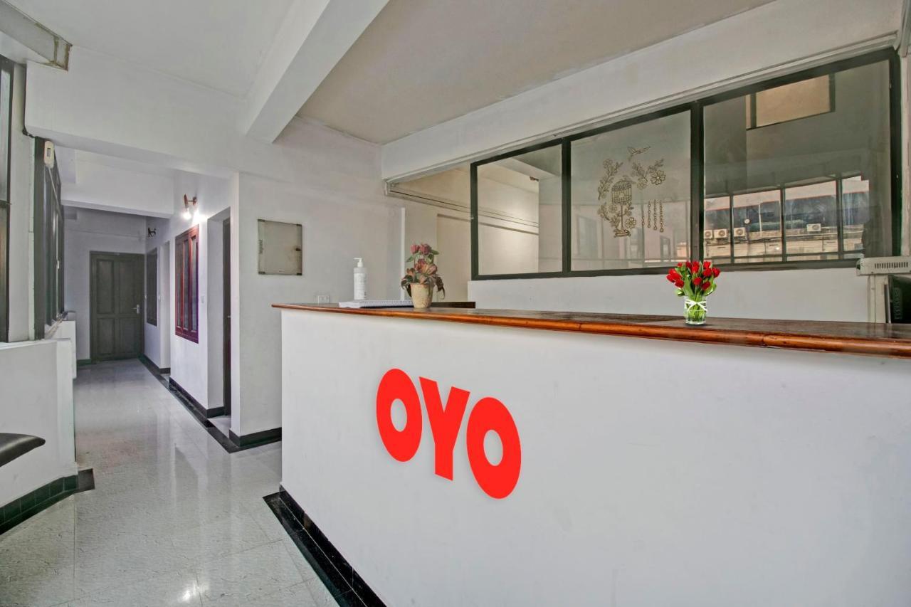 Super Hotel O Bevis Kazhakuttam Luaran gambar